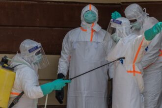 Congo raises death toll to 828 and confirmed cases to 2,124 due to Ebola outbreak | De Último Minuto English