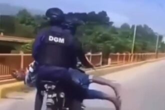 Dominican migration agents investigated after transporting Haitian man on motorcycle