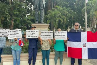 Citizens protest in Santiago against “gag law” project | De Último Minuto English