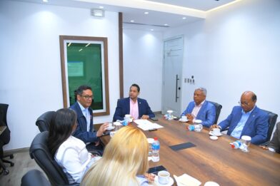 Deputies receive the 911 director to discuss expansion projects in the border area | De Último Minuto English
