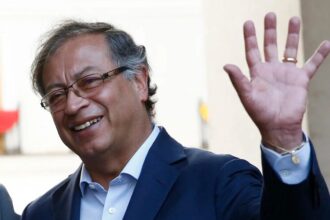 The transition leader of the new Colombian government reiterates that Petro "must be judged" | De Último Minuto English