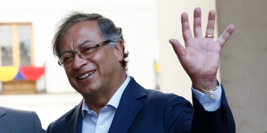 The transition leader of the new Colombian government reiterates that Petro "must be judged" | De Último Minuto English