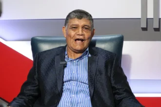 Francisco Peña clarifies that permission to travel abroad had already been approved previously | De Último Minuto English