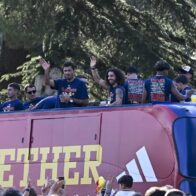 Thousands of fans accompany Spain in the celebration of its second World Cup | De Último Minuto English