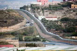 Border between Spain and Morocco in Melilla closed due to immigrant entry attempts | De Último Minuto English