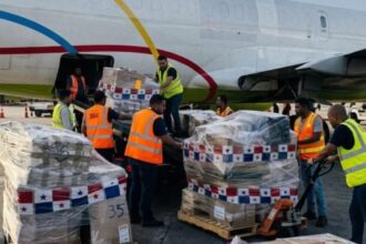 The mayor of Panama tracks humanitarian aid sent to Venezuela to ensure accountability | De Último Minuto English