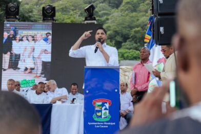 Senator Gustavo Lara highlights the ecotourism potential of Los Cacaos during its centenary celebration | De Último Minuto English