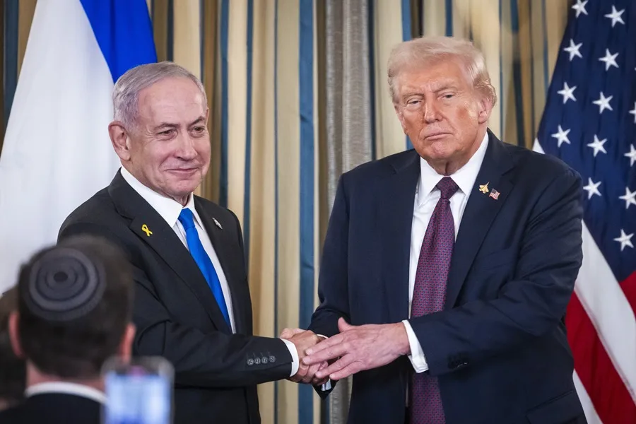 Donald Trump responds to Netanyahu that “no one” can dictate to him whether he should sell weapons to Turkey