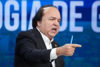 Vinicio Castillo supports easing legal access to weapons and criticizes high costs in the Dominican Republic | De Último Minuto English