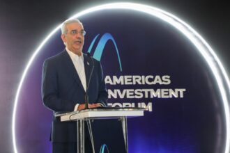 "Abinader highlights legal certainty and stability to boost foreign investment in the country" | De Último Minuto English