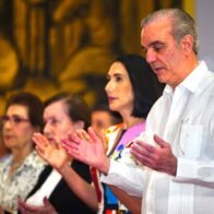 Abinader attends thanksgiving mass on his birthday, together with family and friends | De Último Minuto English