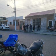 Motorcycle gunmen gun down a young man in front of a park in Santiago; possible settling of scores under investigation | De Último Minuto English