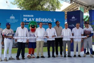 Government inaugurates Olympic Center baseball field 11 days before the Central American Games | De Último Minuto English