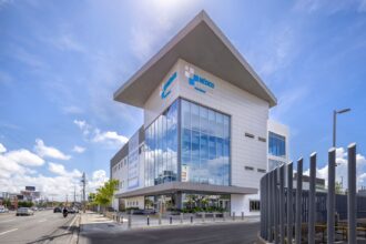 Médico Express receives seven awards for good practices in social security | De Último Minuto English