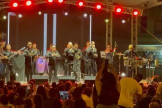 Chiquito Team Band makes Santiago dance at the opening of the 2026 Patron Saint Festivities | De Último Minuto English