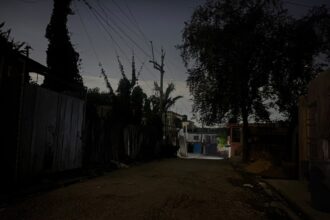 Residents of Los Arqueanos, in Villa Mella, report prolonged power outages and water shortages | De Último Minuto English