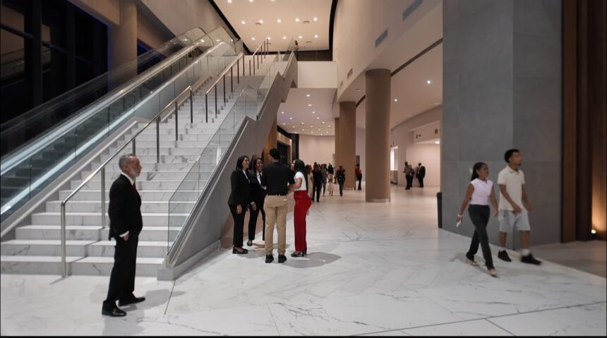 Christian temple with the largest capacity in the Dominican Republic and the Caribbean inaugurated in Santo Domingo Norte | De Último Minuto English
