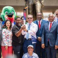 UASD receives the torch of the Central American and Caribbean Games | De Último Minuto English