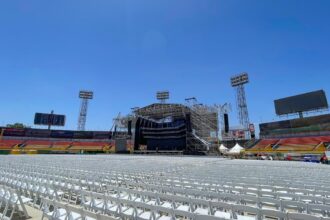 This Saturday Arcángel makes Santiago vibrate with “La Maravilla World Tour” | De Último Minuto English