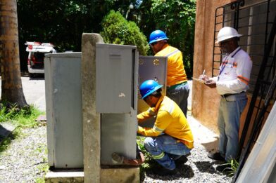Edesur has normalized more than 200 thousand customers who were stealing electricity | De Último Minuto English