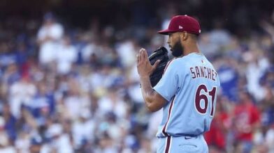 Cristopher Sánchez suffers a rough outing against Kansas City and sees his ERA rise | De Último Minuto English