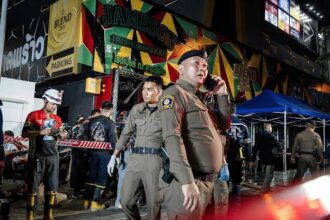 At least 27 people die in a Bangkok bar fire | De Último Minuto English