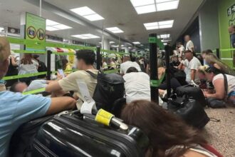 'Allahu Akbar' and an empty backpack! Dominican man sparks panic at Barcelona airport | De Último Minuto English