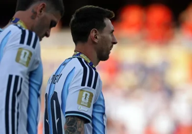 Lionel Messi returns to Argentina on a private plane, with no contact with fans | De Último Minuto English