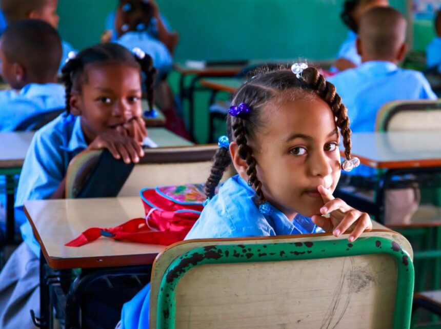 Almost nine out of every 10 Dominican children aged 5 or older know how to read and write, according to ENHOGAR 2025 | De Último Minuto English