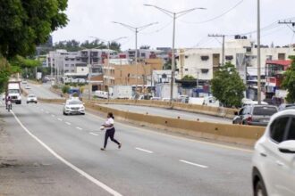 Section of km 10½ of the Las Américas Highway to close tonight due to work on a new pedestrian bridge | De Último Minuto English