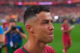 Cristiano Ronaldo breaks down in tears after Portugal's elimination against Spain | De Último Minuto English