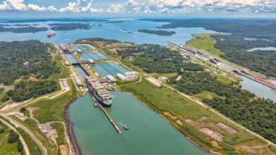 The Panama Canal begins evaluation of companies interested in building two ports | De Último Minuto English