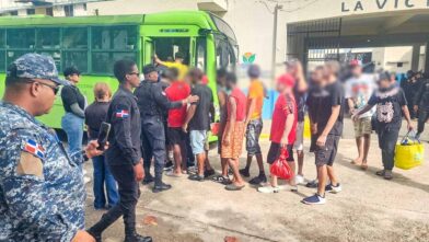 400 more inmates transferred from La Victoria to CCR Las Parras | De Último Minuto English