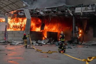 Two adults and a child die in a Russian attack on a gas station in Ukraine | De Último Minuto English