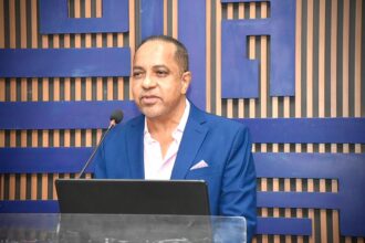 Carlos de los Santos Romano leads record-breaking vote for the CODIA Chemical Engineers Nucleus | De Último Minuto English
