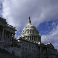 The United States Senate approves plan to avoid a government shutdown before the elections | De Último Minuto English