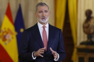 The King of Spain, outraged by what happened in Ceuta, calls for it not to be repeated | De Último Minuto English