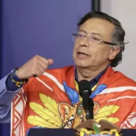 Gustavo Petro requests permission from the Colombian Senate to leave the country during the coming year | De Último Minuto English