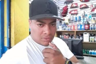 Young man dies after crashing motorcycle into a horse on a Monte Plata highway | De Último Minuto English