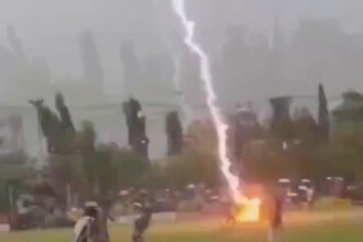 24-year-old footballer killed by lightning strike during match in Thailand | De Último Minuto English