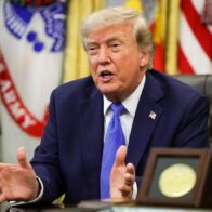 Trump says U.S. controls 100% of traffic through Strait of Hormuz | De Último Minuto English