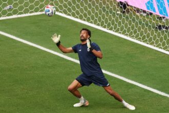 World Cup standout Vozinha arrives in Chile to complete Colo Colo move