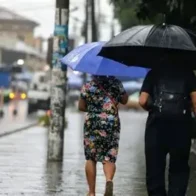 Get your umbrellas ready! Indomet maintains surveillance over an area with 60% cyclonic potential in the Atlantic | De Último Minuto English