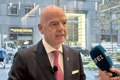 Infantino and football figures express solidarity with Colombia after earthquake | De Último Minuto English