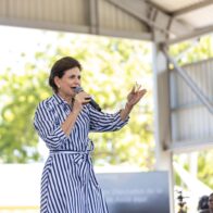 Raquel Peña delivers 450 property titles to an equal number of families in Guayacanal, Azua | De Último Minuto English