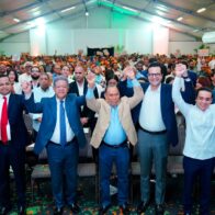 Omar Guevara joins the People's Force along with hundreds of leaders from Nuevo Rumbo | De Último Minuto English