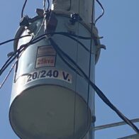 Transformer explosion leaves Villa Jaragua residents without electricity | De Último Minuto English