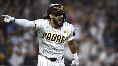 Fernando Tatis Jr. climbs to second place in Padres' all-time home run list | De Último Minuto English