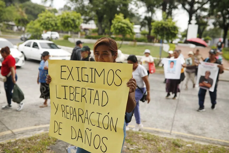 NGO requests humanitarian release for Colombian political prisoners in Venezuela following the earthquake