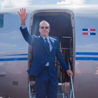 Abinader concludes visit to Colombia and returns to DR after attending De la Espriella's inauguration | De Último Minuto English
